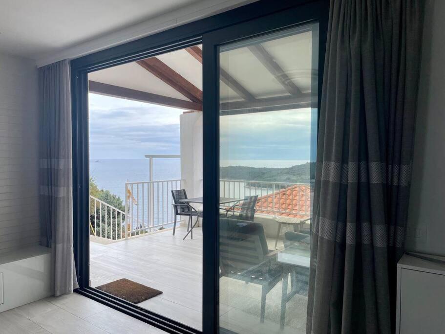 Modern 2Bdrm Apt Luxeview4- Seaview Dubrovnik Ngoại thất bức ảnh